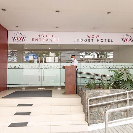 Wow Budget Hotel Cubao Манила Экстерьер фото